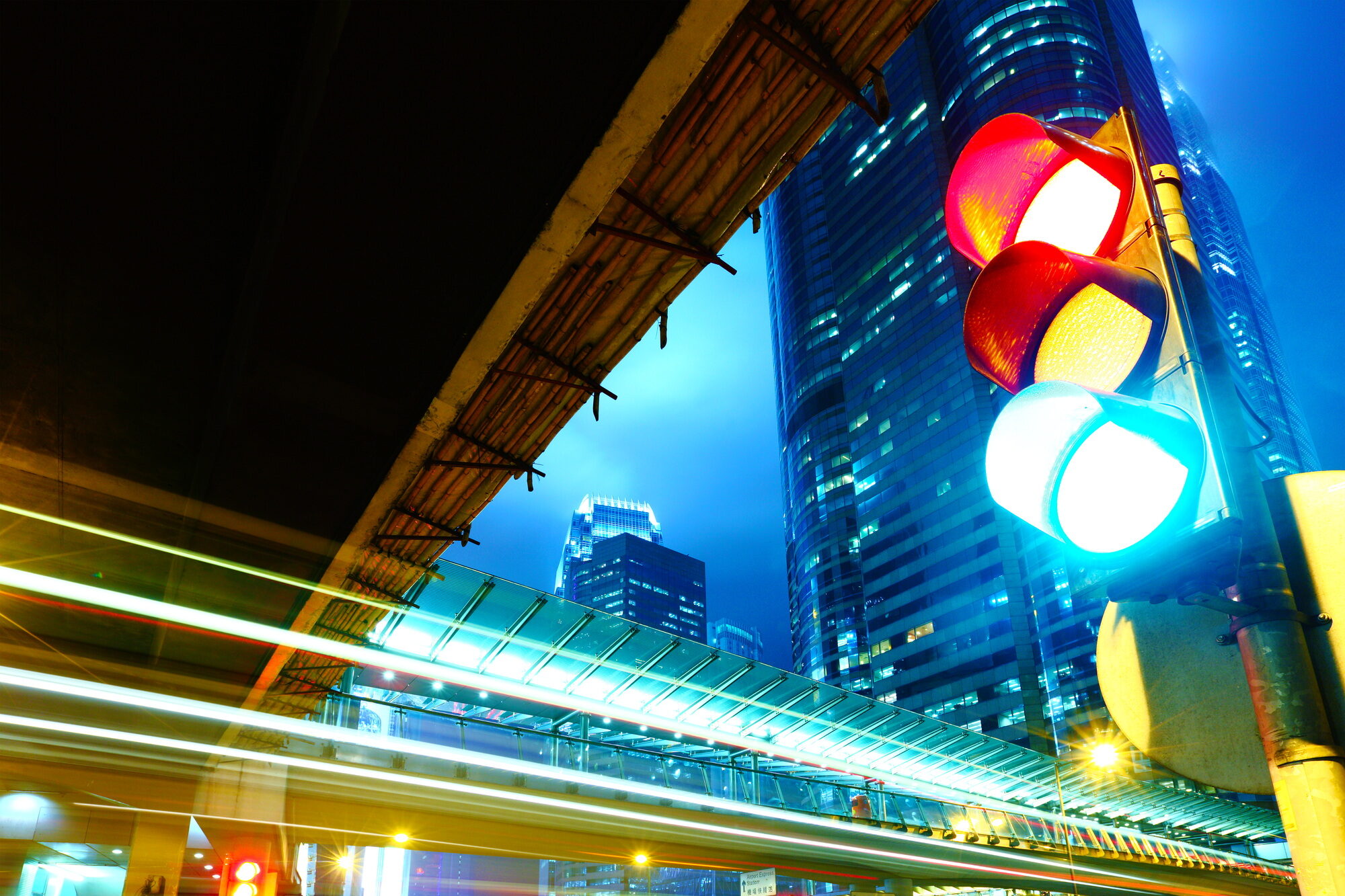 Traffic light in the city